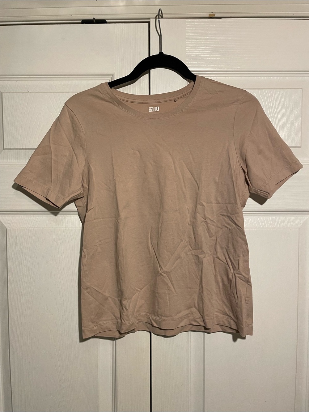 Uniqlo Women’s Short Sleeve Crew T-Shirt in Light Beige